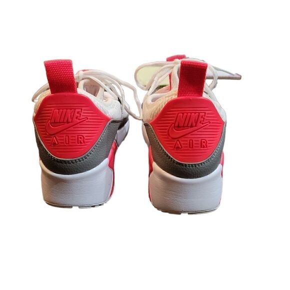 Nike Air Max White/Hot Pink/ Women Sneakers. - Picture 8 of 16